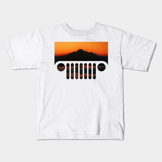 Mountain Jeep Kids T-Shirt by cInox